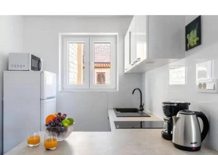 Apartment Core Of Hvar *